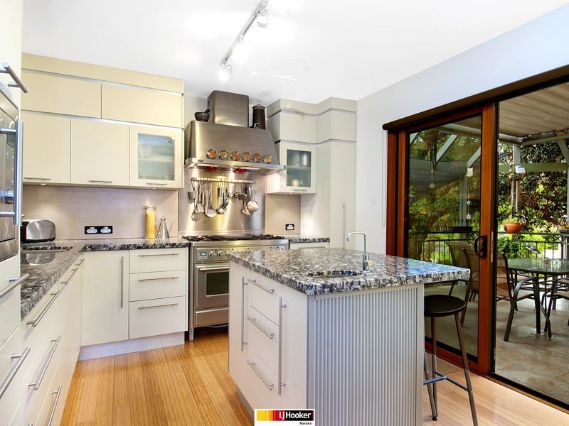 24 Bailey Place, Yarralumla ACT 2600