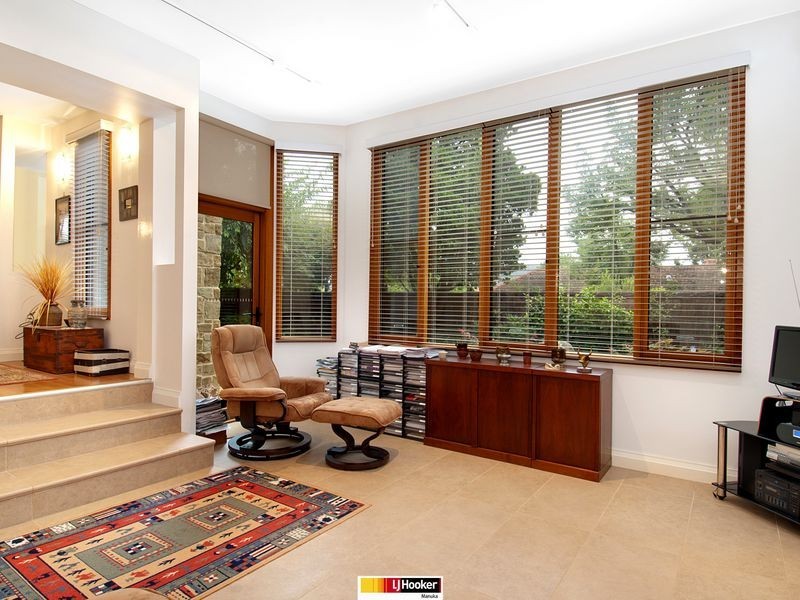 24 Bailey Place, Yarralumla ACT 2600