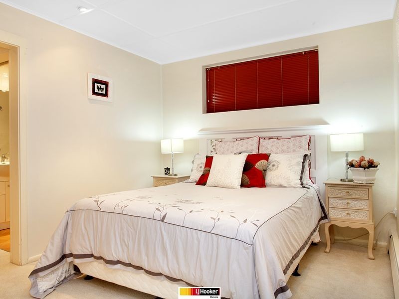 34 Endeavour Street, Red Hill ACT 2603