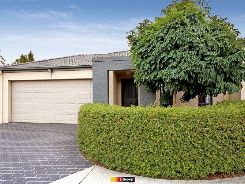 6/136 Halloran Drive, Jerrabomberra NSW 2619