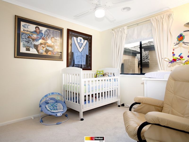 6/136 Halloran Drive, Jerrabomberra NSW 2619