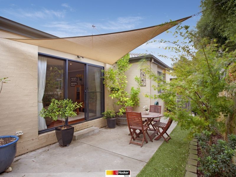 6/136 Halloran Drive, Jerrabomberra NSW 2619