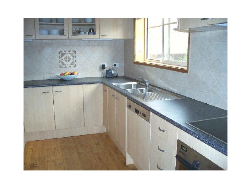 23 McKinlay Street, Narrabundah ACT 2604