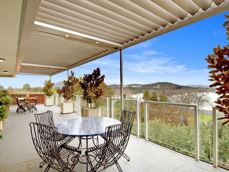 13/9 Bowen Drive, Barton ACT 2600