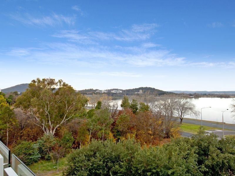 13/9 Bowen Drive, Barton ACT 2600