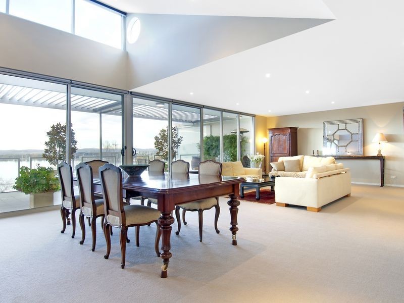13/9 Bowen Drive, Barton ACT 2600