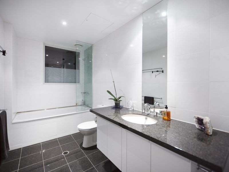 13/9 Bowen Drive, Barton ACT 2600