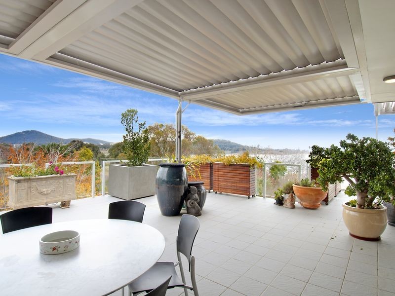 13/9 Bowen Drive, Barton ACT 2600
