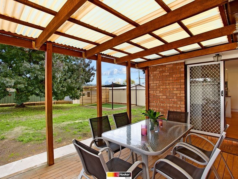 6 Fullerton Crescent, Richardson ACT 2905