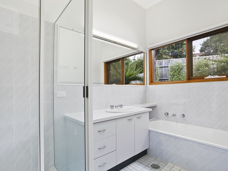 6 Maclagan Street, Isaacs ACT 2607