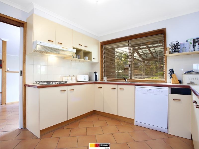 11 Adcock Place, Banks ACT 2906