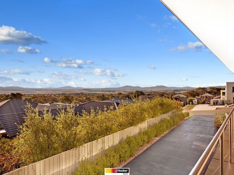 4 Guise Place, Jerrabomberra NSW 2619