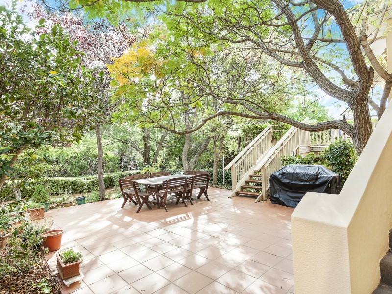 22 Fishburn Street, Red Hill ACT 2603