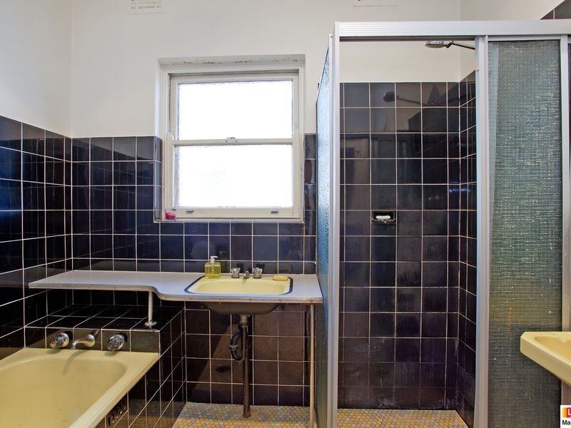 104 Hopetoun Circuit, Yarralumla ACT 2600