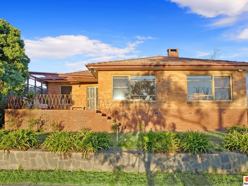 104 Hopetoun Circuit, Yarralumla ACT 2600