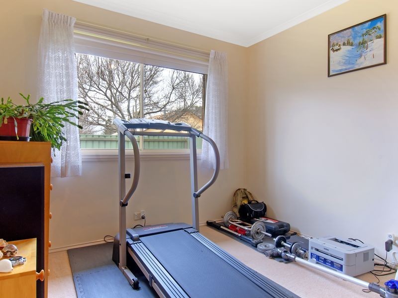 27 Anembo Street, Narrabundah ACT 2604