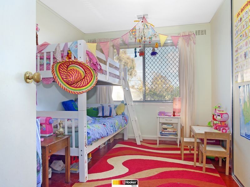 6 Enderby Street, Mawson ACT 2607