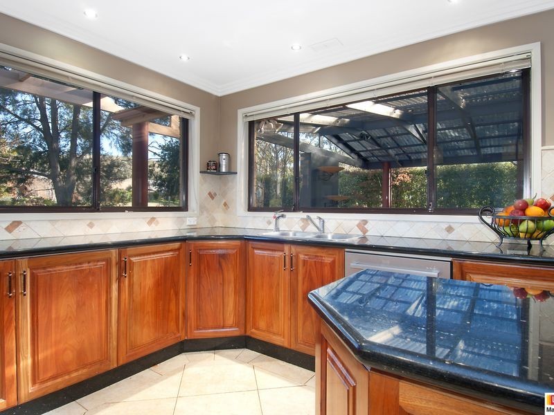 14 Ogden Close, Fadden ACT 2904