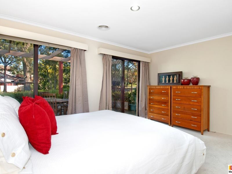 14 Ogden Close, Fadden ACT 2904