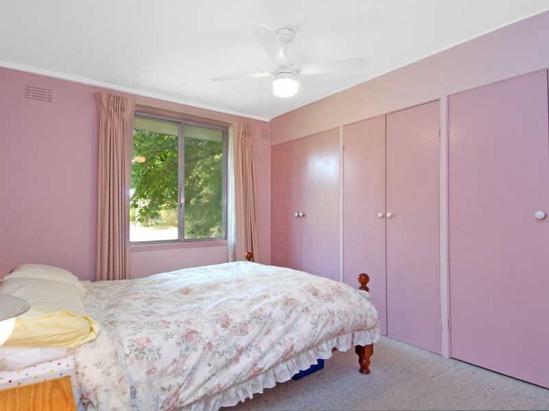 19 Rossarden Street, Fisher ACT 2611