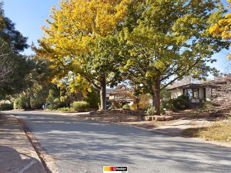 102 Irvine Street, Watson ACT 2602