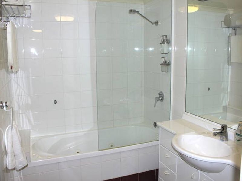 48/18 Captain Cook Crescent, Griffith ACT 2603