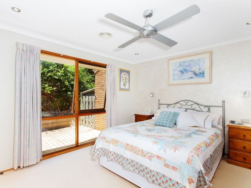 8 Erwin Place, Calwell ACT 2905