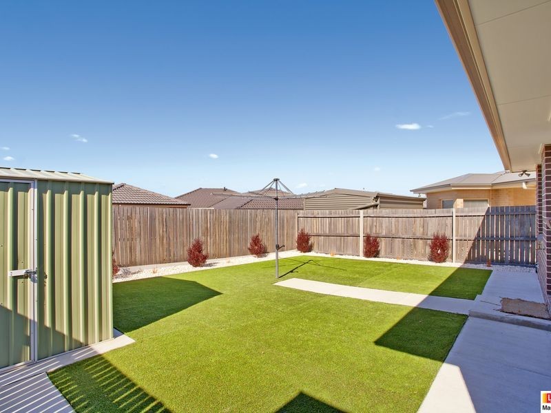 6 Walter Crocker Crescent, Casey ACT 2913