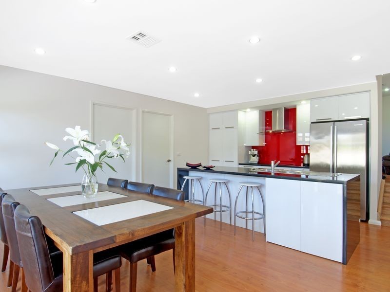 4 Rundle Place, Kambah ACT 2902