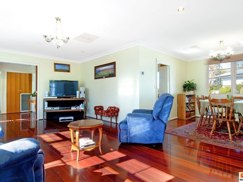 10 Abernethy Street, Weetangera ACT 2614