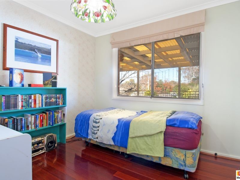 10 Abernethy Street, Weetangera ACT 2614
