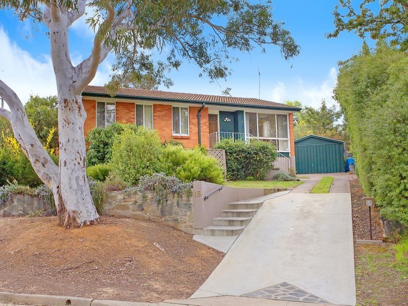 15 Lutana Street, Lyons ACT 2606