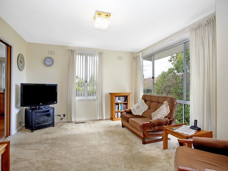 15 Lutana Street, Lyons ACT 2606