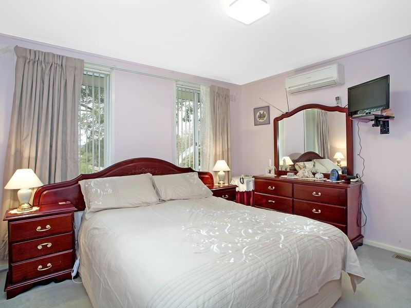 15 Lutana Street, Lyons ACT 2606