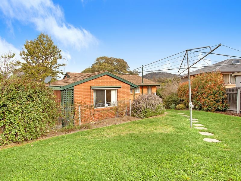 15 Lutana Street, Lyons ACT 2606