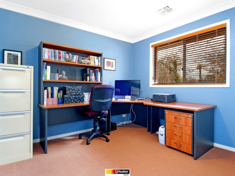 5 Bayley Street, Narrabundah ACT 2604