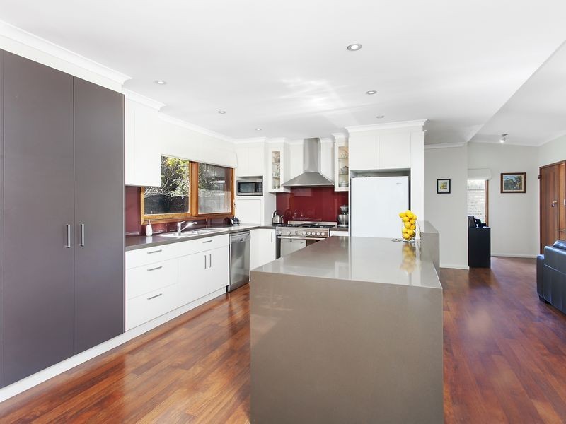 27 Millen Street, Hughes ACT 2605