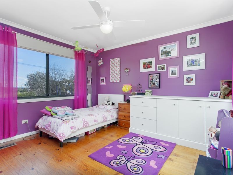 27 Millen Street, Hughes ACT 2605