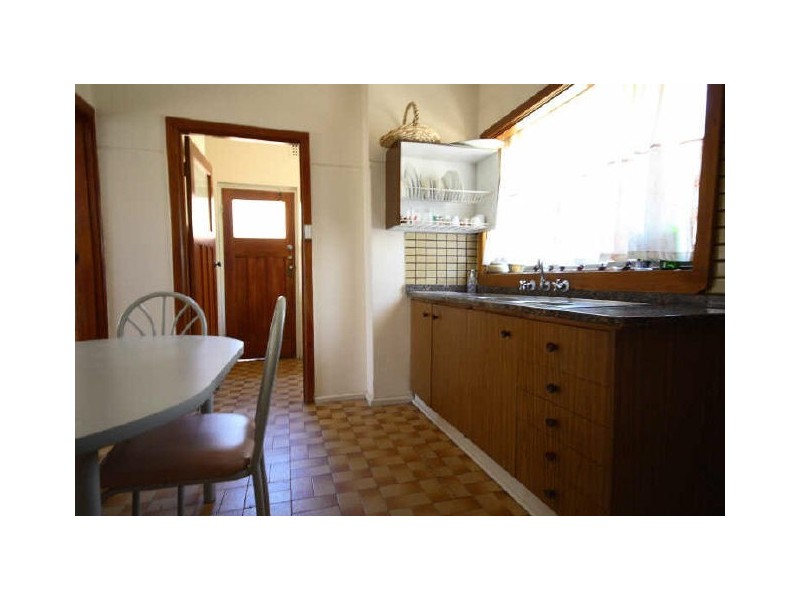 7 Throsby Crescent, Narrabundah ACT 2604