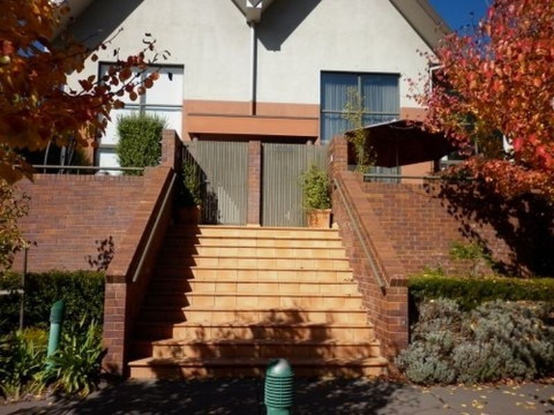 46/2 Glendale Eldridge Crescent, Garran ACT 2605