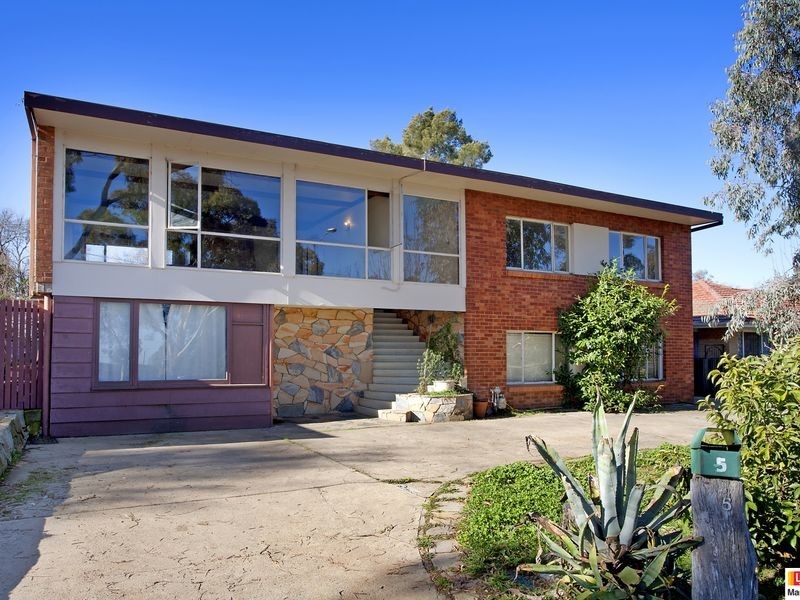 5 Phillip Avenue, Watson ACT 2602