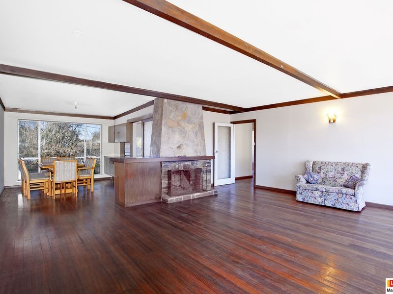 5 Phillip Avenue, Watson ACT 2602