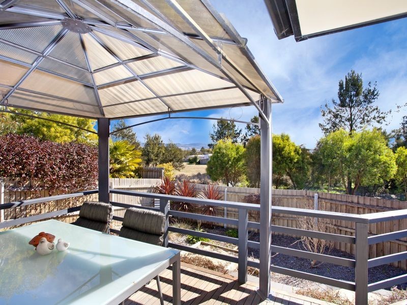 49 Oxenham Circuit, Gordon ACT 2906