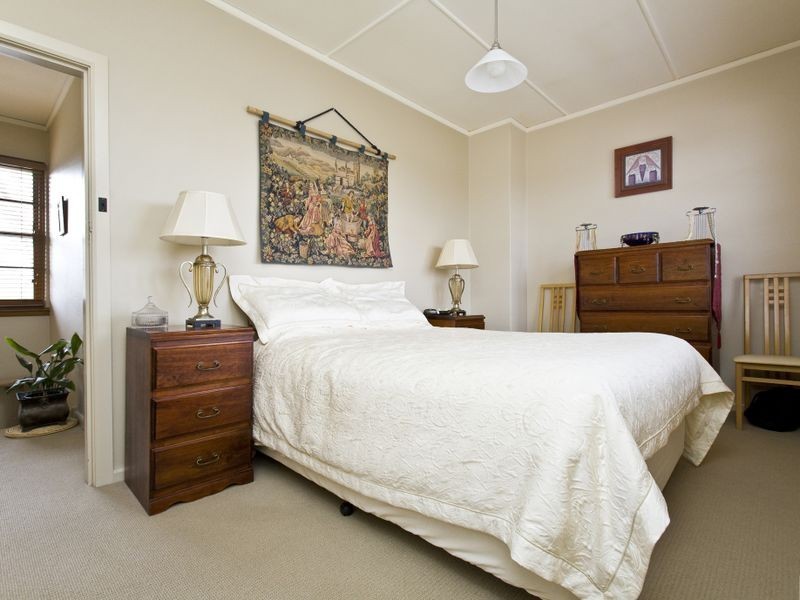 23 Vaughan Gardens, Narrabundah ACT 2604
