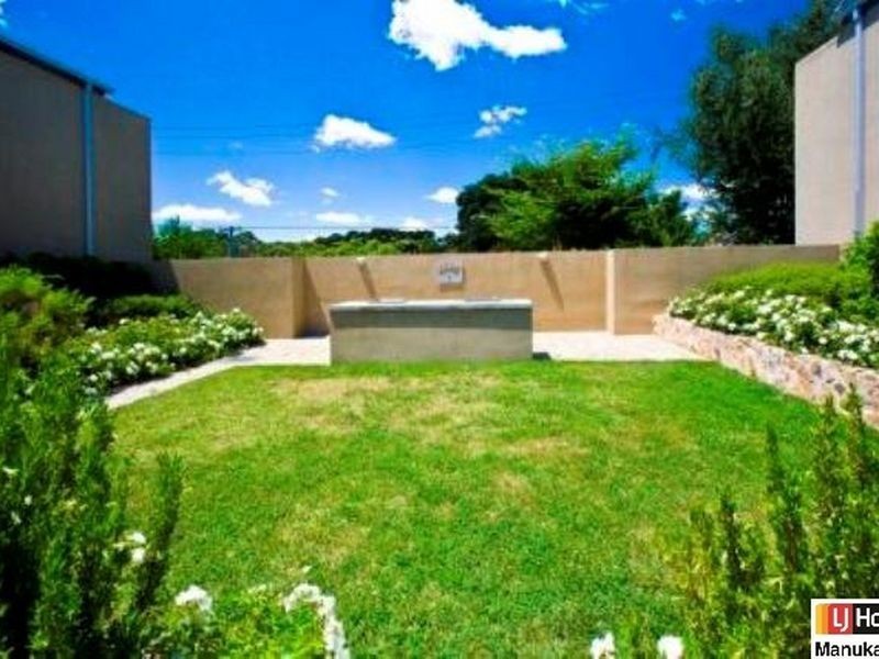 16/25 Jerrabomberra Avenue, Narrabundah ACT 2604