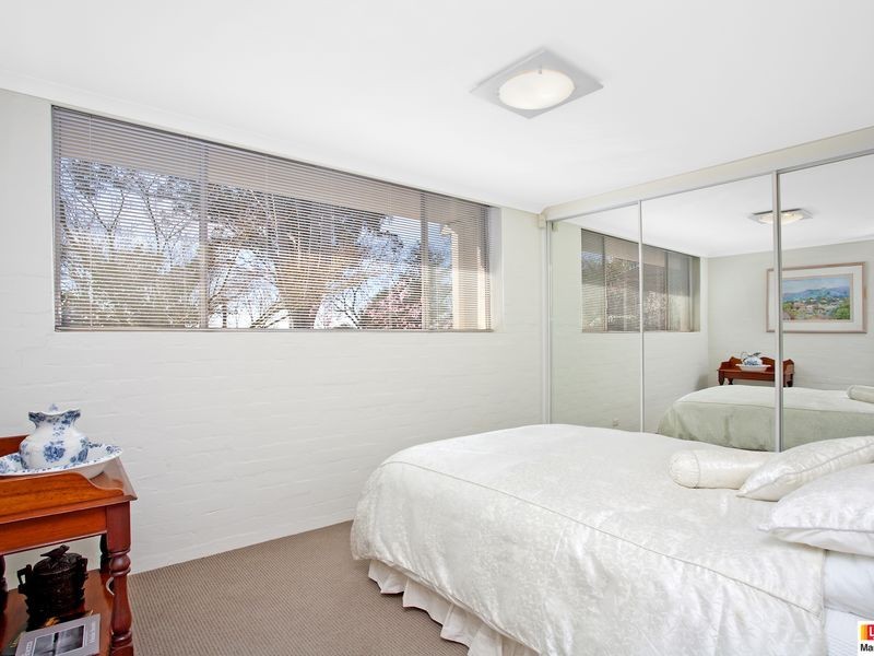 144 Hawkesbury Crescent, Farrer ACT 2607