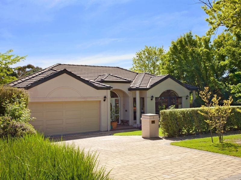 9 Francis Street, Yarralumla ACT 2600