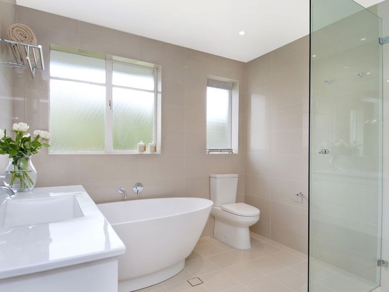 14 Douglas Place, Curtin ACT 2605