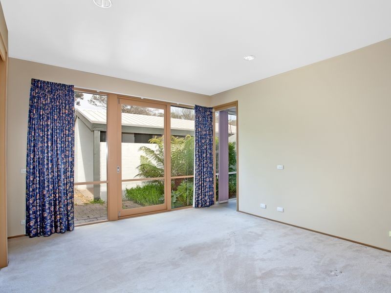 35 Shepherdson Place, Isaacs ACT 2607