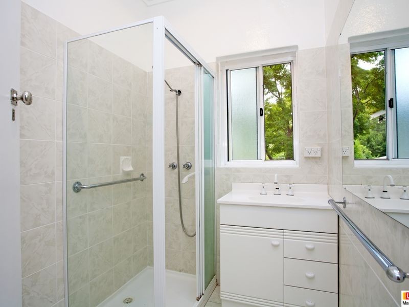 18 Lindsay Street, Narrabundah ACT 2604